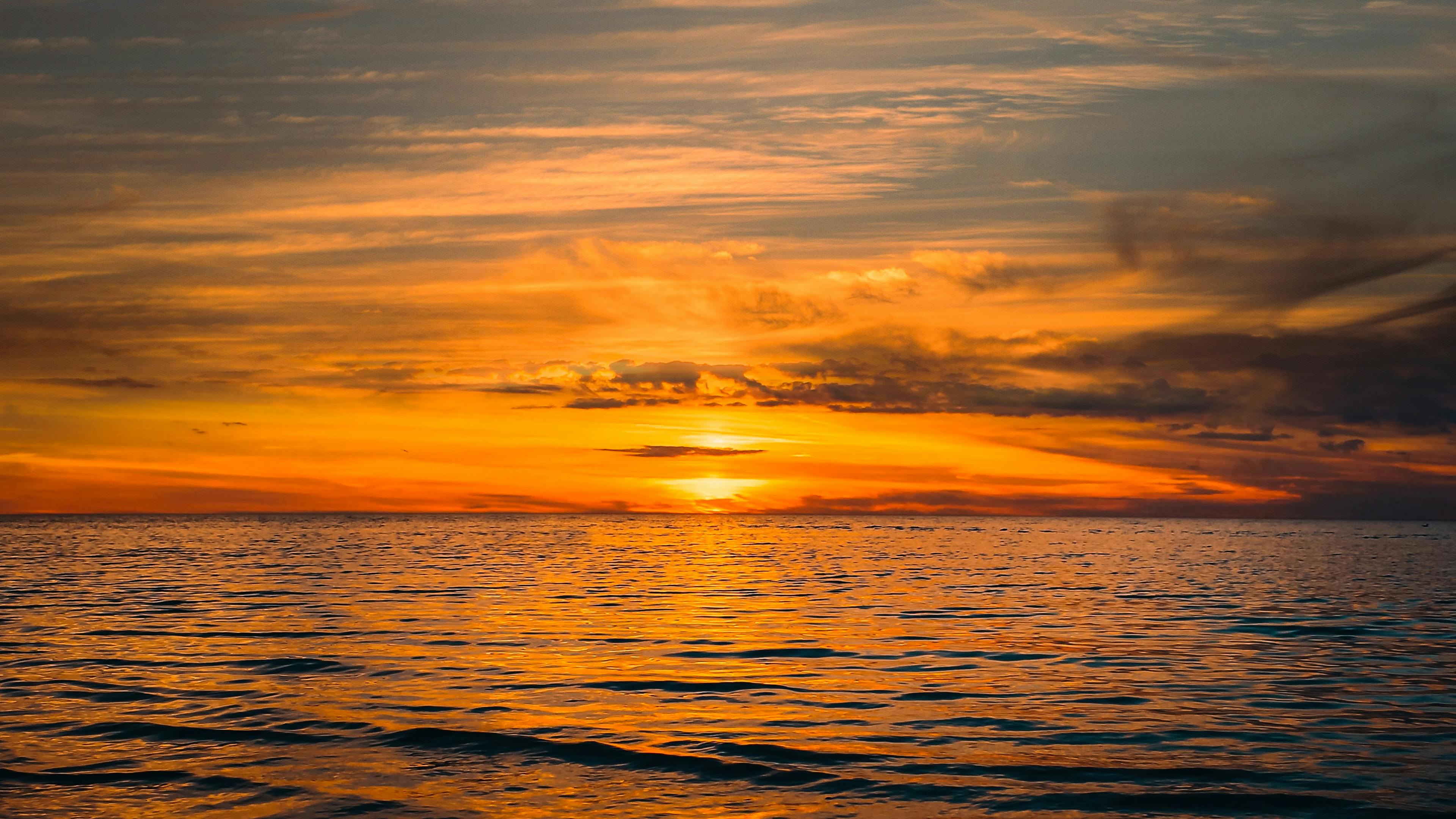 Sunset over the ocean — spatial stream preview